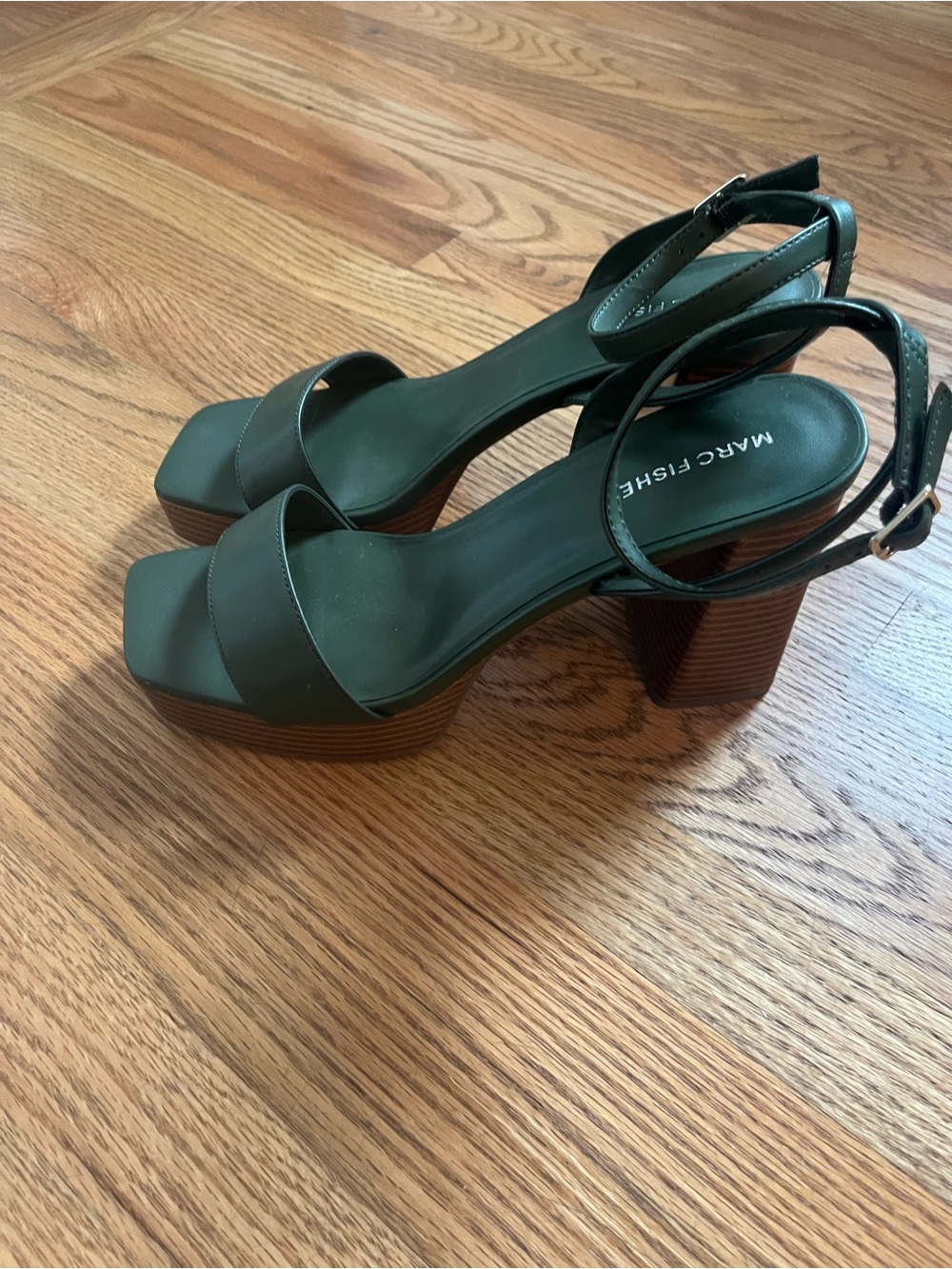 Marc Fisher Dark Olive Green Platform Block Heel Sandals Sz 9.5